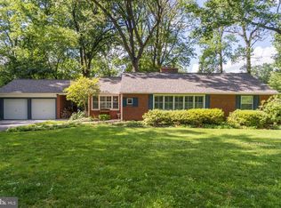 443 Red Fox Rd, Wayne, PA 19087