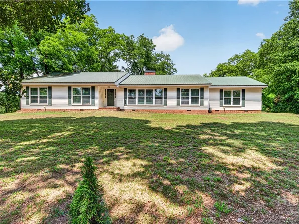 2229 Highway 98 E, Danielsville, GA 30633