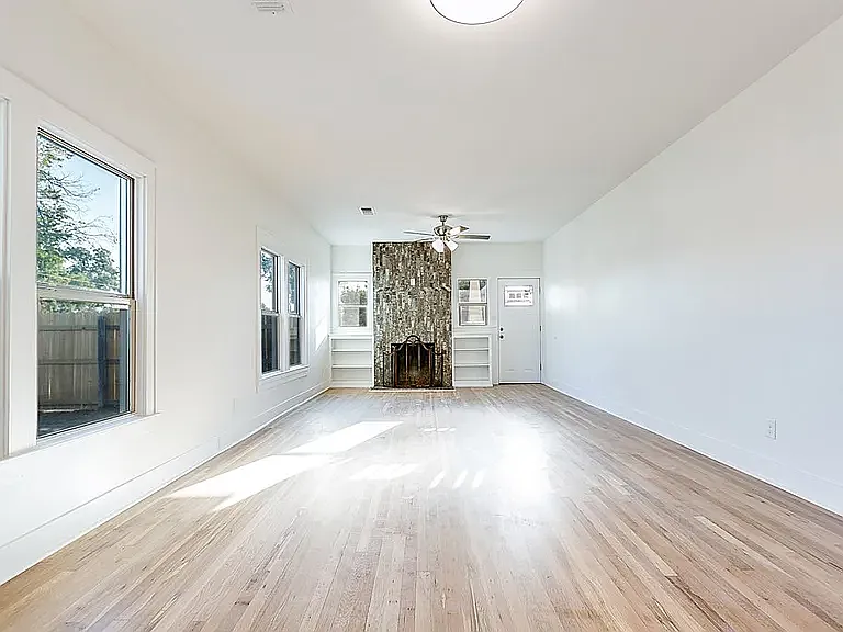 2 bed, 1284 sqft, $1,800 — Photo 1