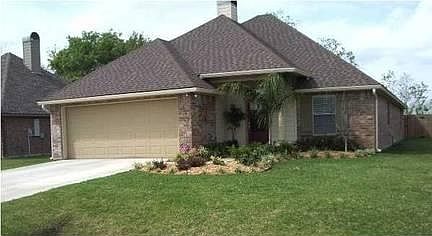 1st image of 122 Country Village Dr