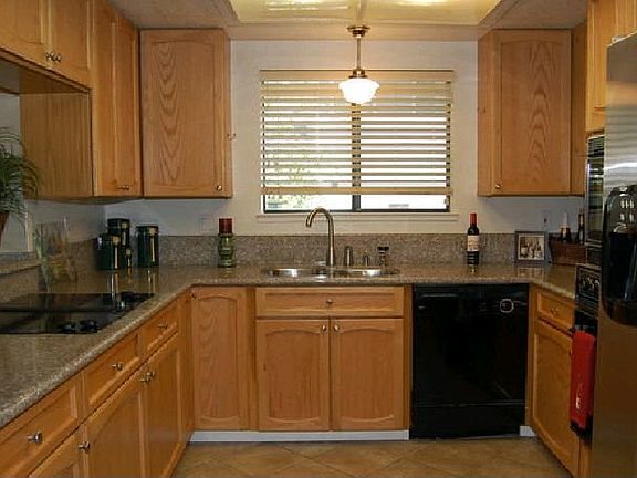 Kitchen - Alternate View