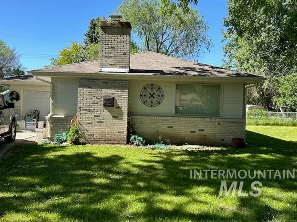 2451 W Menlo Dr, Boise, ID 83702