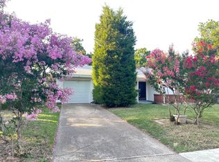 1807 Dennis St, Irving, TX 75062