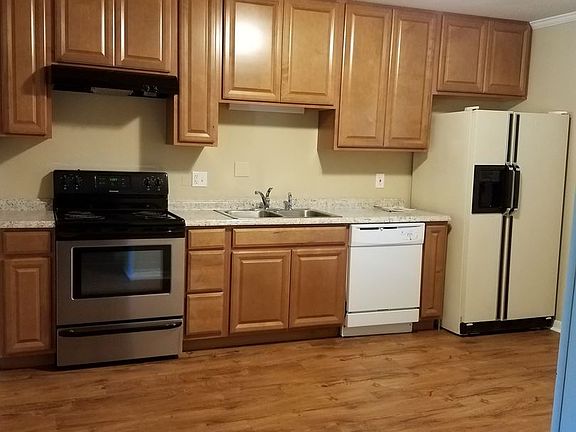 2nd image of 4810 Bonny Lake Ln