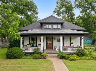 708 N Anglin St, Cleburne, TX 76031