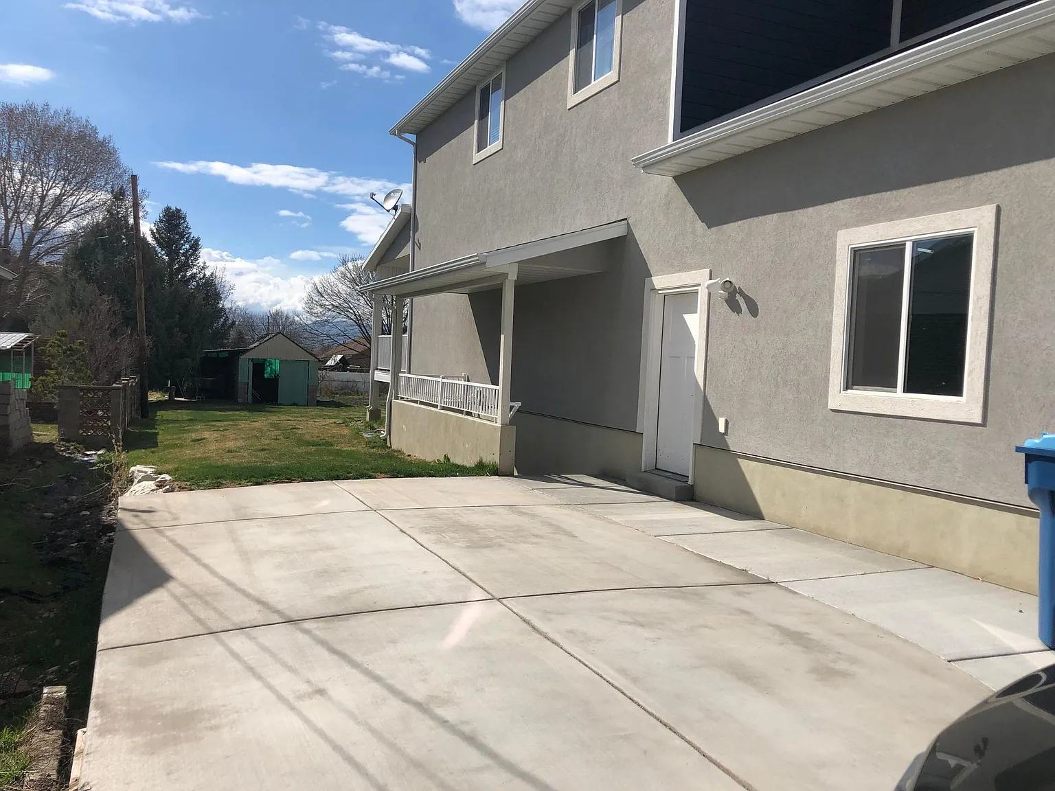 2 bed, 1300 sqft, $1,500 — Photo 2