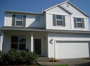 2598 Edgewater Dr, Woodburn, OR 97071