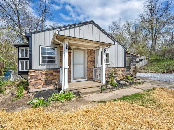 1621 Oakmont St NW, Canton, OH 44709