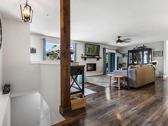 4th image of 6352 Golf Rd