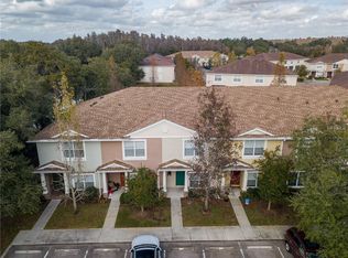 1045 Sleepy Oak Dr, Zephyrhills, FL 33543