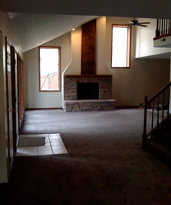 155 Crestview Dr