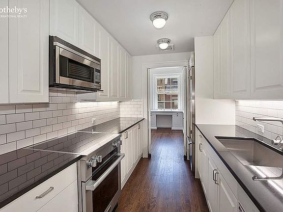 4th image of 37 E 67th St #A
