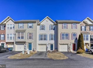 254 Country Ridge Dr, Red Lion, PA 17356