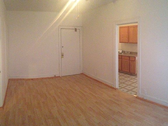 3rd image of 5220 S Harper Ave APT 310