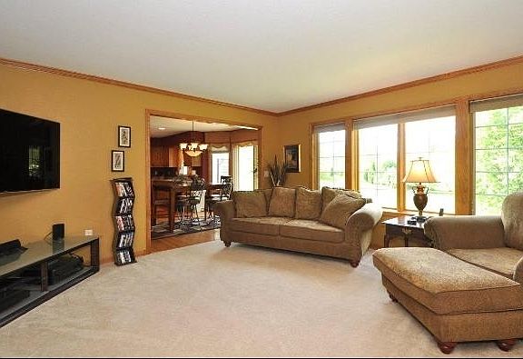 3rd image of S29W30997 Wild Berry Ln