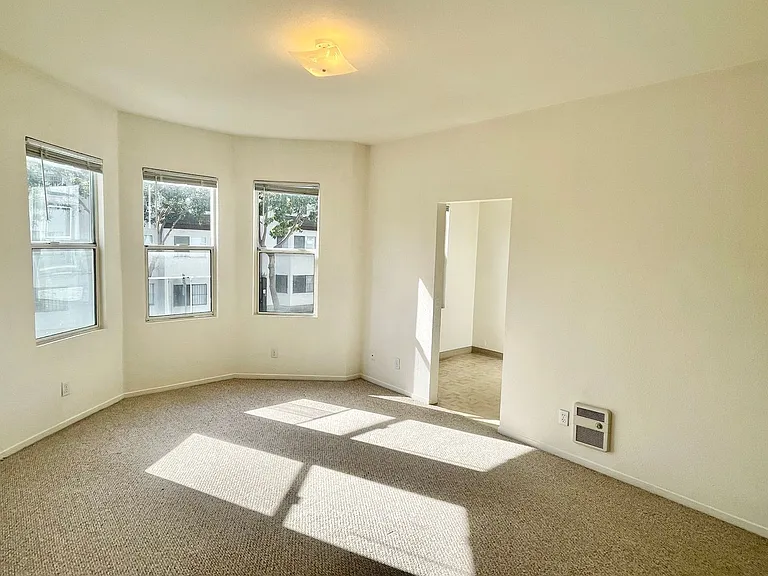 700 Laguna St #103 — Photo 5