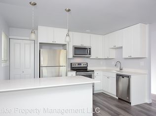 201 30th Ave S APT 304, Seattle, WA 98144