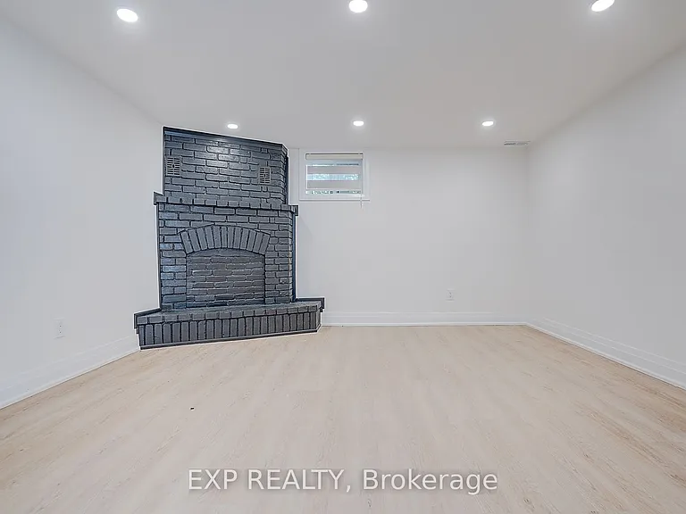 36 Vauxhall Dr #BASEMENT — Photo 15