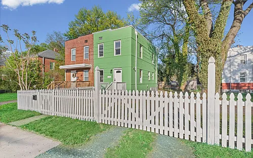 1019 President St Photo 1