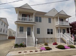 132 E Sweetbriar Rd, Wildwood Crest, NJ 08260