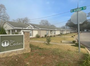 129 Cedar Ct, Wetumpka, AL 36092