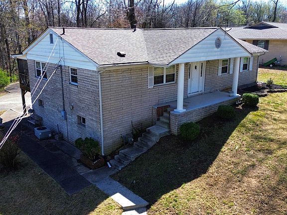 3rd image of 420 Highland Church Rd