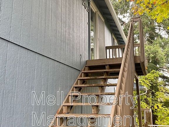 2nd image of 1836 Summit Dr APT 202