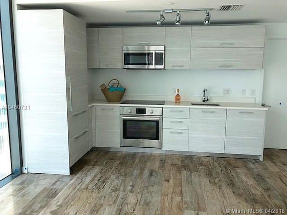 5th image of 650 NE 32nd St #P608