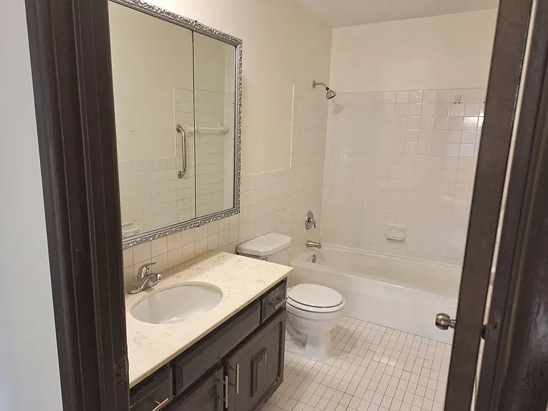Victoria Flats Roseville — Photo 63