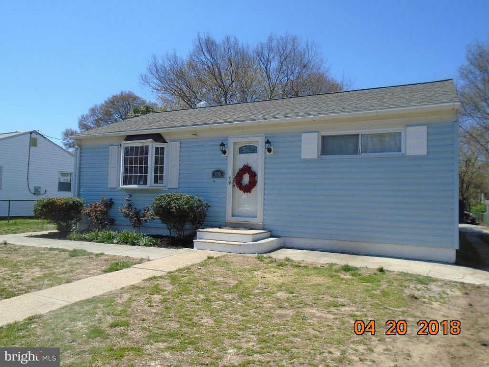 2nd image of 930 Langley Rd