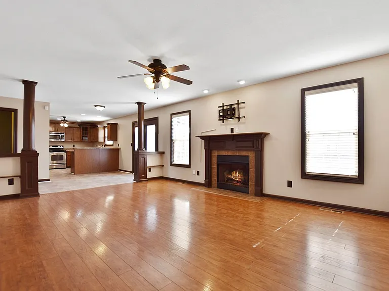 1240 Chinook Cir — Photo 9