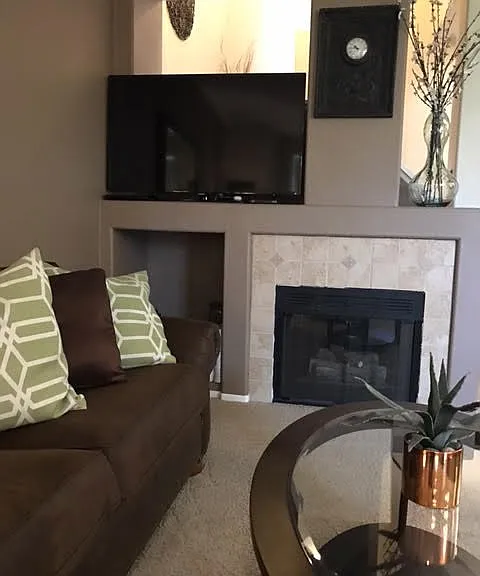 1039 S Positano Ave — Photo 6