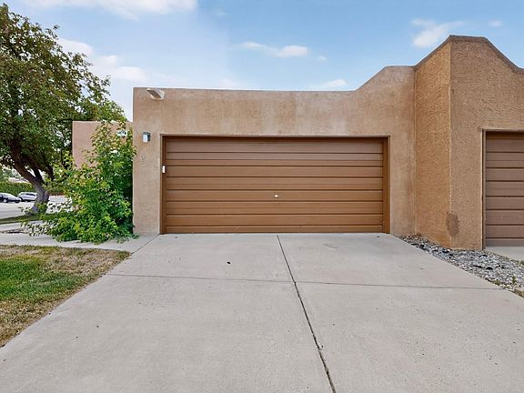 5th image of 7252 Chickadee Ln NE