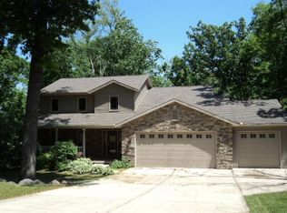 365 Maple Heights Rd, Marshall, WI 53559