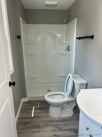 38 Beecher St — Photo 5