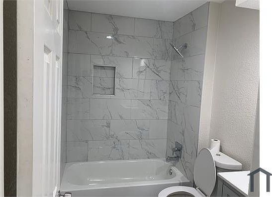 4th image of 4214 Southridge Dr