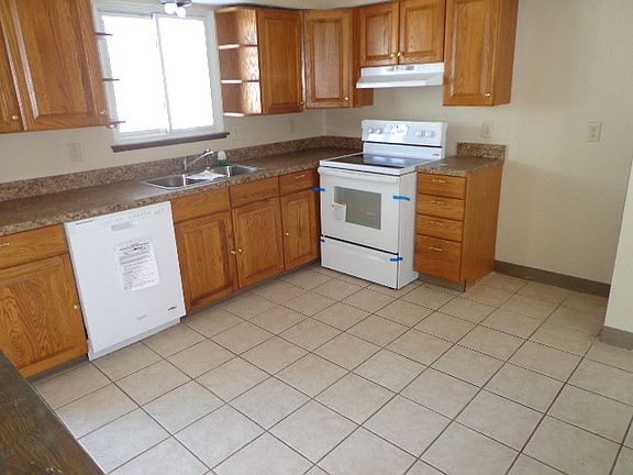 4th image of 6639 Glenallen Ave