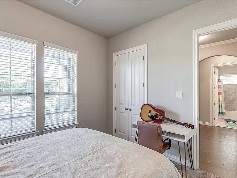 4211 Peach Blossom Dr — Photo 7