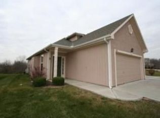 2016 Madison Dr, Bonner Springs, KS 66012
