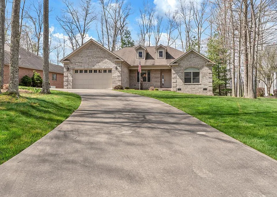 109 Fox Pen Way