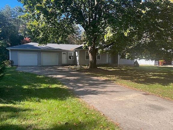 3rd image of 1305 Maplerow Ave NW