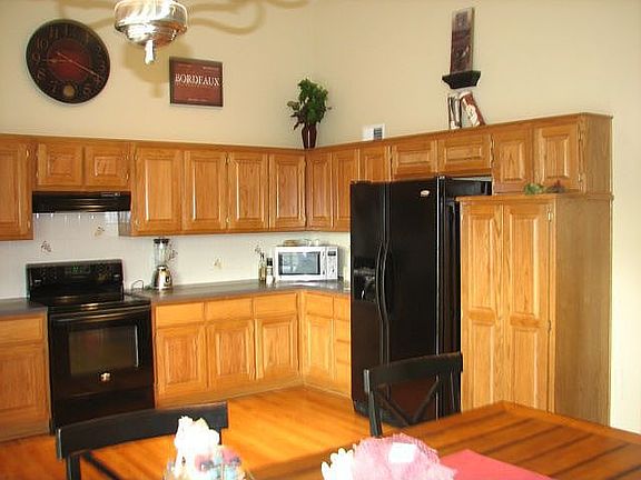 3rd image of 21511 W 52nd Ter