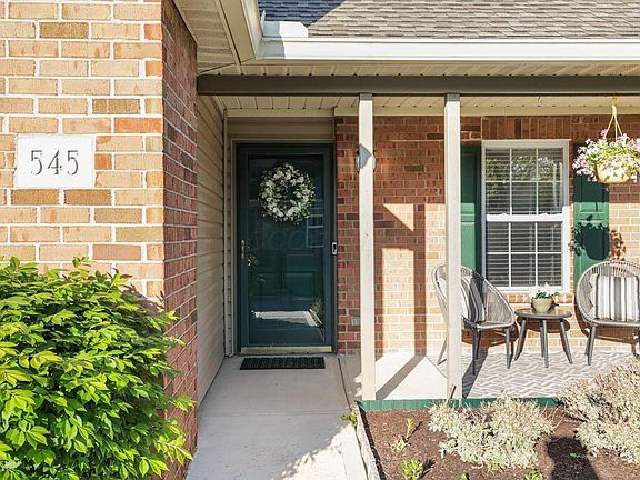 5th image of 545 Chardonnay Ln