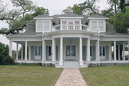 1st image of 715 E Scenic Dr