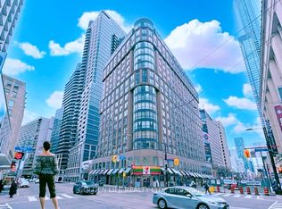 7 Carlton St #1010, Toronto, ON M5B 2M3