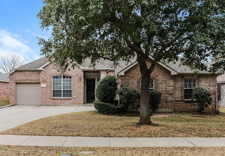 1st image of 1302 Rosebrook Dr