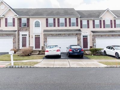19 Washington Square Cir, Washington, NJ, 07882