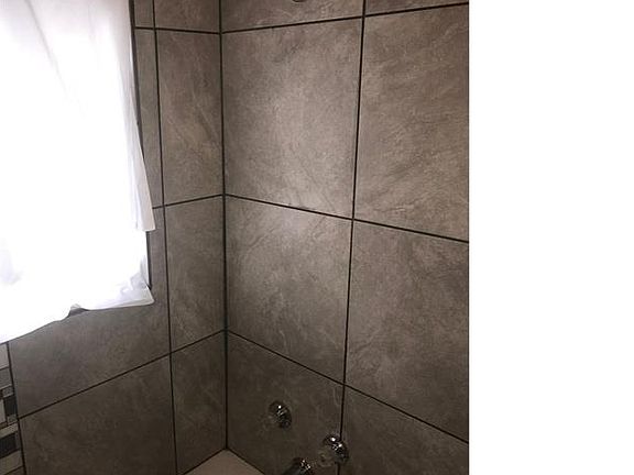 5th image of 3010 N 49th St #B