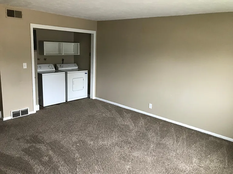 1843 E Dodge St #A — Photo 2