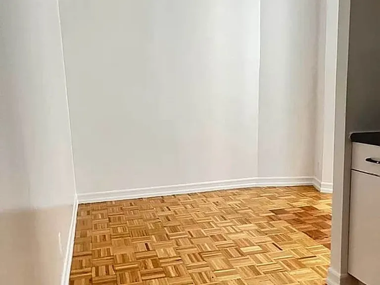 164 Mott St #2D — Photo 3